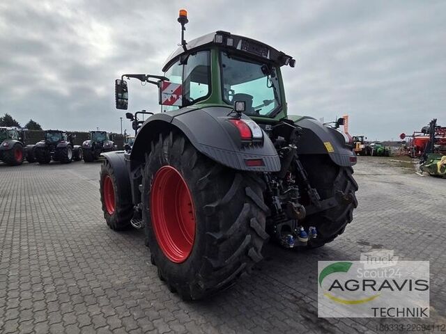 Traktor Fendt 828 VARIO S4 Profi Plus