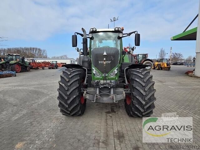Traktor Fendt 828 VARIO S4 Profi Plus