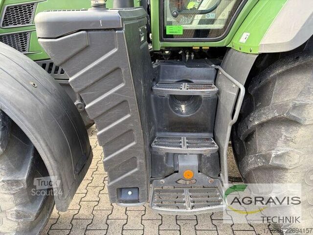 Traktor Fendt 724 VARIO S4 Profi Plus