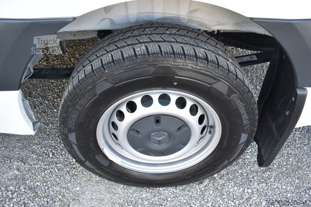Fourgon surélevé MERCEDES-BENZ Sprinter 317 CDI Hochdach AHK-3.5t.