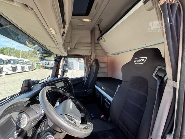 Стандартний тягач IVECO Stralis AS440S46T/P / LNG Intarder Klima Navi ZV