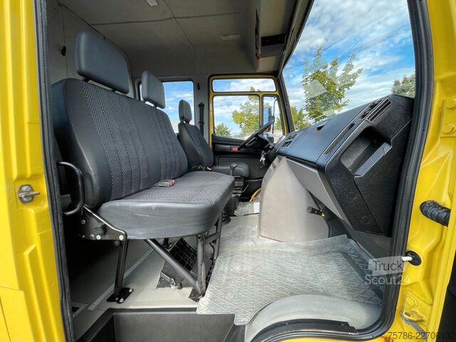 Hög tak skåpbil MERCEDES-BENZ Vario 613 D DokaKA/ L2H2/ 5 Sitze/ AHK/ Standhzg