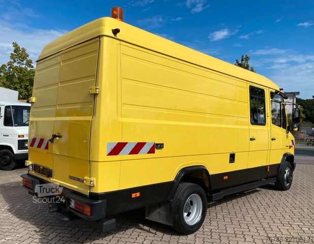 Hög tak skåpbil MERCEDES-BENZ Vario 613 D DokaKA/ L2H2/ 5 Sitze/ AHK/ Standhzg