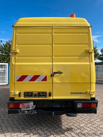 Hög tak skåpbil MERCEDES-BENZ Vario 613 D DokaKA/ L2H2/ 5 Sitze/ AHK/ Standhzg