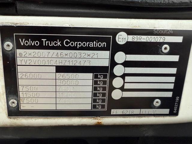 Camion refrigerato VOLVO FE320 6x2*4 TK T1200-R Spectrum 9,80 m. koffer