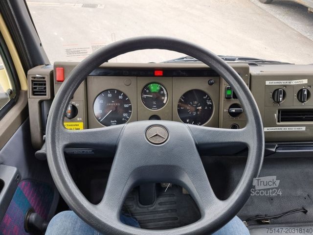 Furgão cortina de lona MERCEDES-BENZ 811 großes Haus / Doka 6 Sitzer AHK