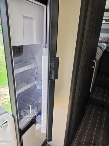 Alkoven karavan  
