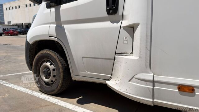 Polintegriran avtodom Fiat Ducato Weinsberg Carasuite 650MF 2024 | Boîte manuelle | 5 couchages