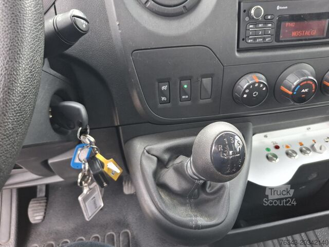 Gesloten bestelwagen RENAULT MASTER L2H1 2.3 DCI 130 - KLUBB K26
