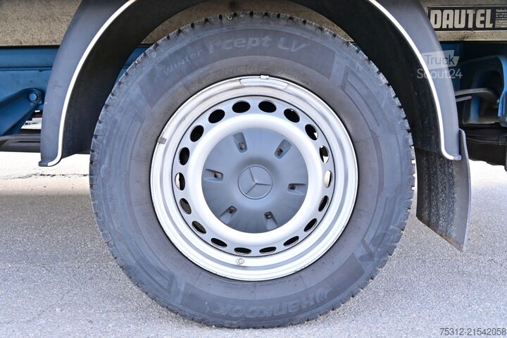 Dodávka s plachtovou bočnicou Mercedes-Benz Sprinter 316 CDI  III LBW AHK 4,25m Schiebeplane