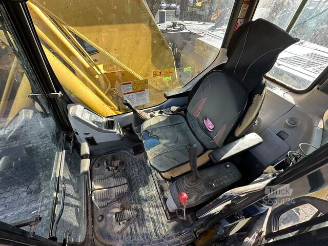 Crawler excavator Komatsu PC 228 USLC-3 / SW / AC / Kamera