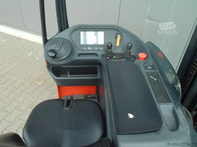 Stivuitoare cu catarg retractabil LINDE R 16 HD