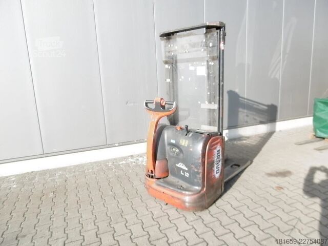 Stivuitor electric cu timonă LINDE L 12