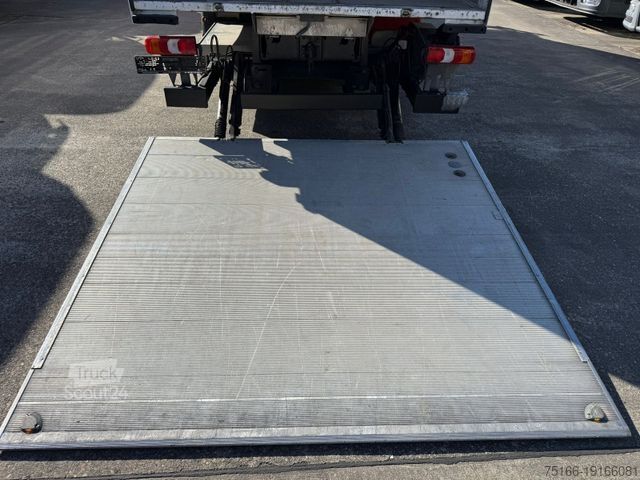 Вантажівка для напоїв MERCEDES-BENZ ATEGO 1524 L Getränkekoffer 7,15 m LBW 2 T