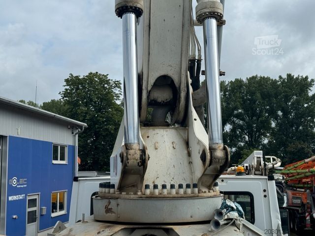 Автобетононасос MERCEDES-BENZ ACTROS 3240 8x4 Betonpumpe PUTZMEISTER BSF 42 M