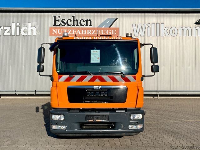 Automobilis ar plakanu platformu MAN TGM 15.290| HIAB 099 E-2*3x Sitze*AHK*manuell*AC