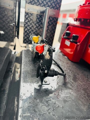 Spezial-LKW VOLVO FH 500 8x4 Kran F705 R.2.7 L436 V20 NEUES MODELL