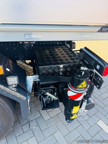 Samochód do zadań specjalnych VOLVO FH 500 8x2 mit F990RA.2.28 L616 V30
