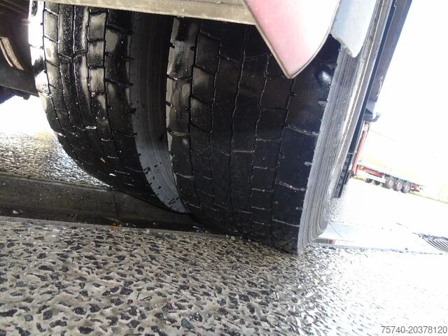 Koffer MAN TGA 18.400 + combi + lift + euro 5 + 2.70