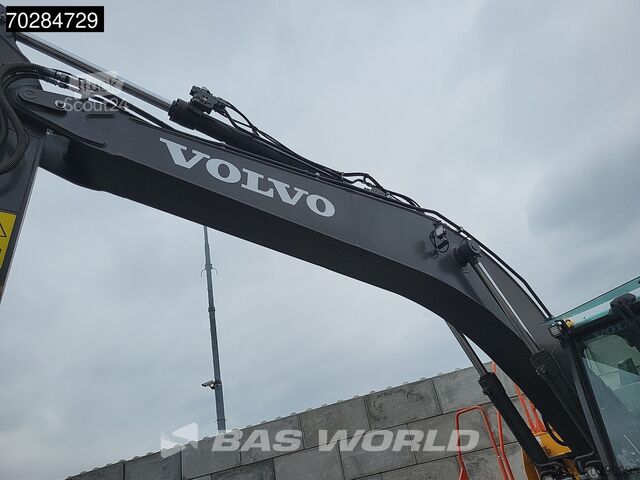 Pásové rýpadlo Volvo EC200 E L