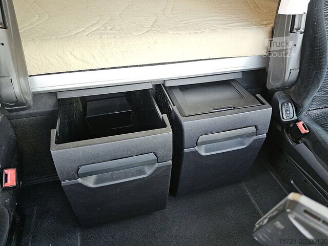 Standaard trekker MERCEDES-BENZ ACTROS 1845 LS