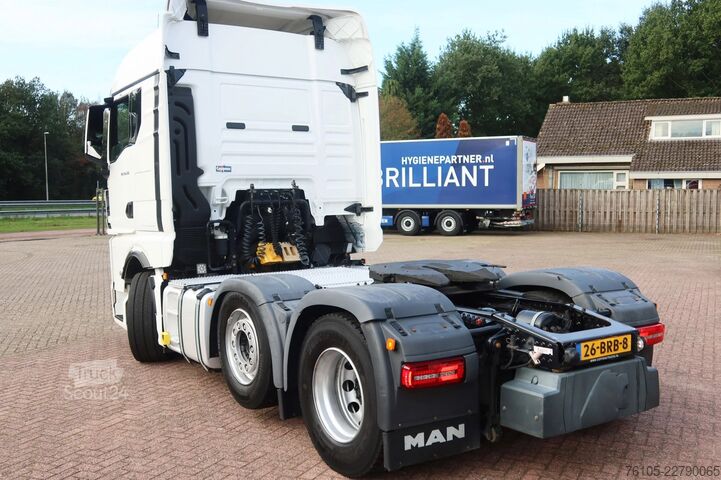 Standard-SZM MAN TGX 26.510 6x2  Stuur lift as met Slaapcabine