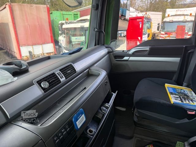 Kroklastebil MAN TGX 26.440 Abrollkipper, HU 02/27