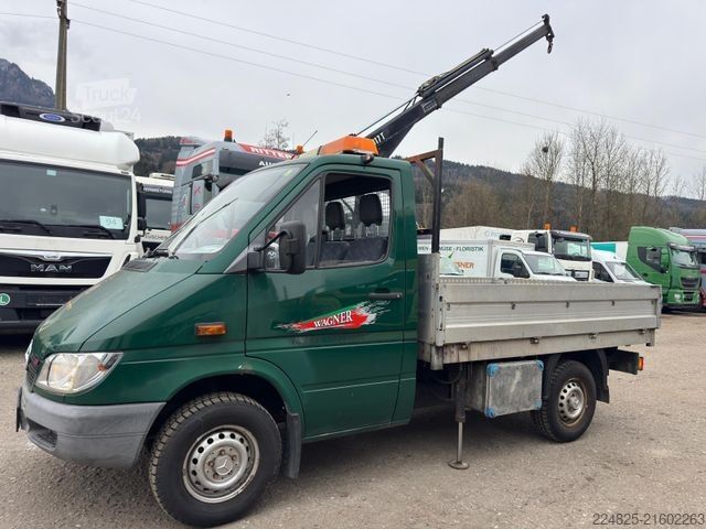 Pick-up van MERCEDES-BENZ SPRINTER 313CDI PRITSCHENWAGEN*KRAN HIAB*2003*
