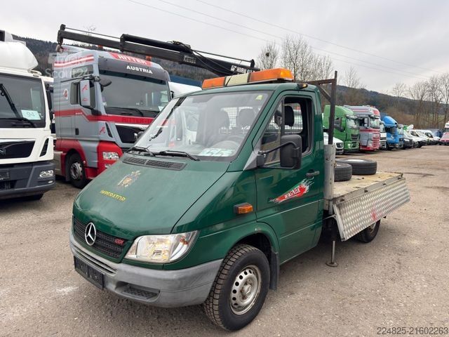 Pick-up van MERCEDES-BENZ SPRINTER 313CDI PRITSCHENWAGEN*KRAN HIAB*2003*