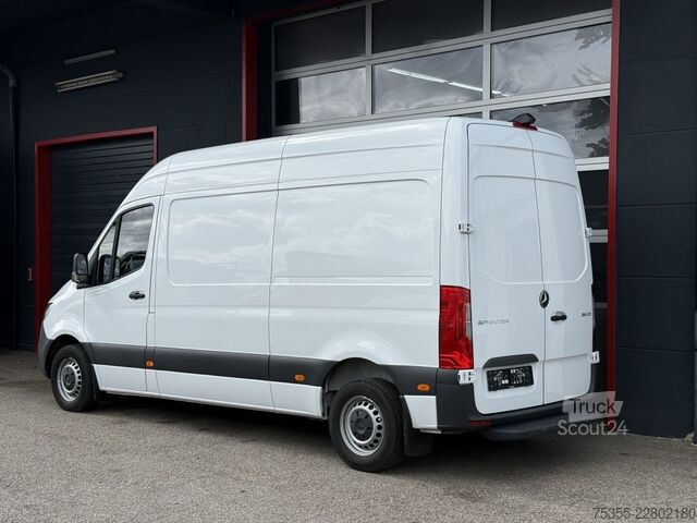 Dodávka s vysokou strechou MERCEDES-BENZ Sprinter 215 CDI L2H2 Klima 7MBUX Orig.