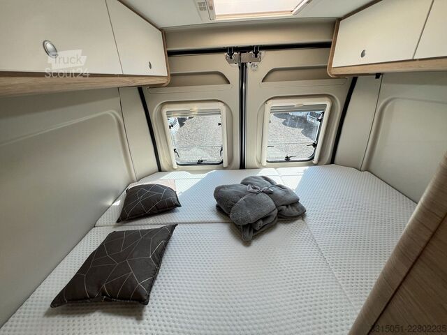 Camping-car PÖSSL Roadcar 540 Automatik+AHK+Markise+Navi