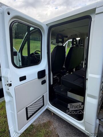 Pick-up varebil PEUGEOT Boxer 130 HDi Doppelkabine
