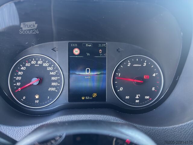 Fourgon tôlé Mercedes-Benz Sprinter 317 CDI Koffer Akustikglas KlimaA LED