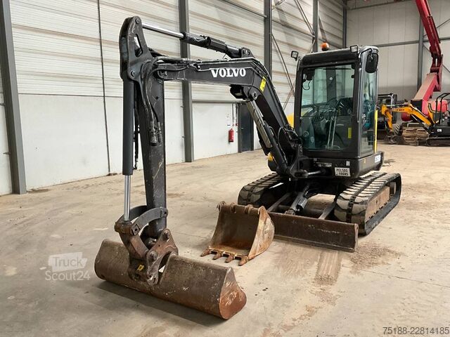 Mini-pelle Volvo ECR 50 D