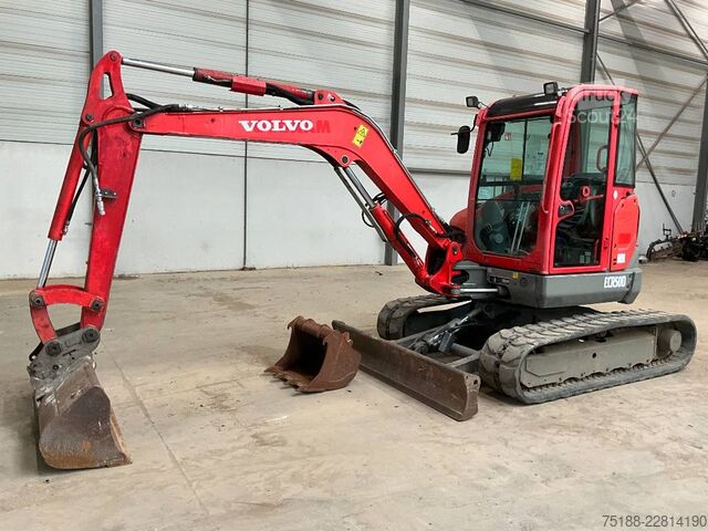 Mini-pelle Volvo ECR 50 D