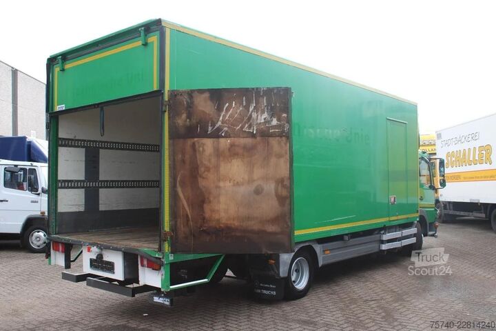Benne fermée Mercedes-Benz Atego 1018 + EURO 5