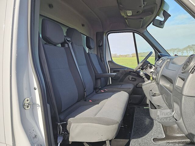 Suitcase RENAULT MASTER 2.3 Bakwagen Laadklep!