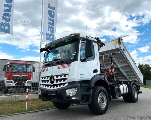 Trostrani kiperski kamion MERCEDES-BENZ Arocs 2135 Kipper/Kran Atlas AK 135/Funk/107 tkm
