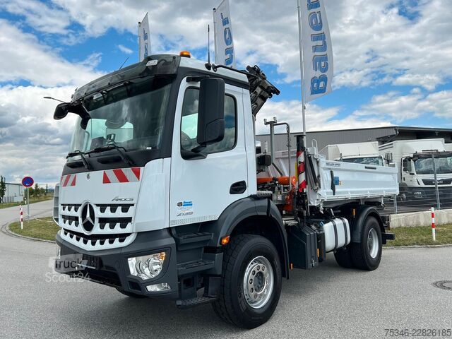Auto-dizalica montirana na kamionu MERCEDES-BENZ Arocs 2135 Kipper/Kran Atlas AK 135/Funk/107 tkm