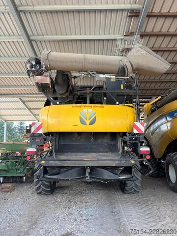 Kombainas New Holland CR 10.90