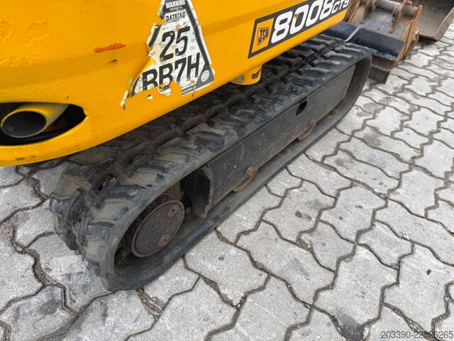 Mini ekskavatorius JCB 8008 CTS / 2021 BJ / 623 H / 3 x Löffel