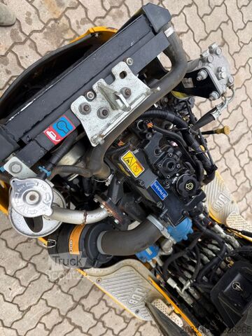 Mini ekskavatorius JCB 8008 CTS / 2021 BJ / 623 H / 3 x Löffel