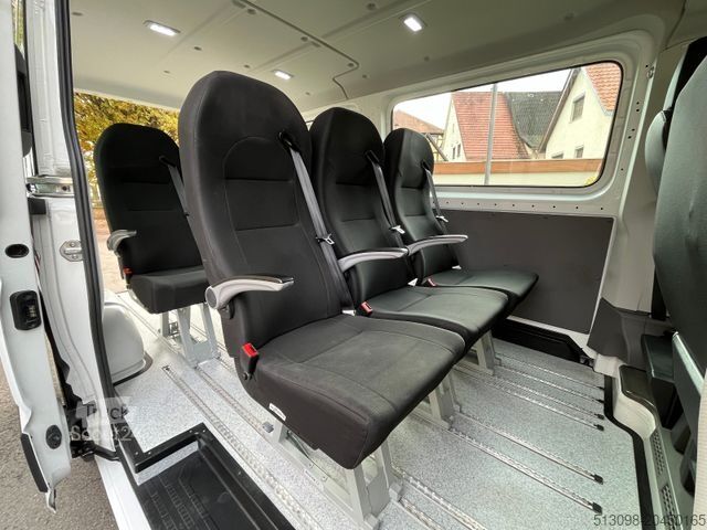 Miniautocarro VOLKSWAGEN CRAFTER 2,0 TDI 9 SITZER KLIMAAUTOMATIK 1.HAND