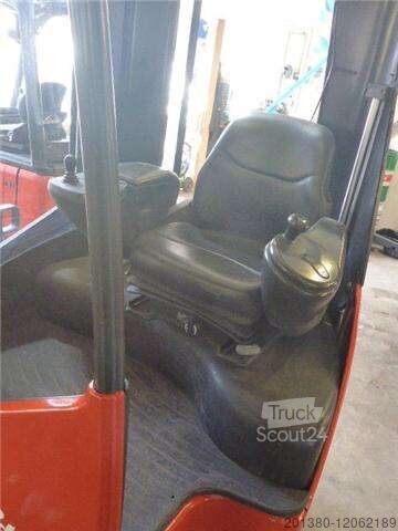 Schubmaststapler Linde R17 X