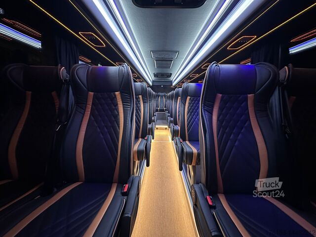 Minibussi Mercedes-Benz Sprinter 519 Business Line XXL