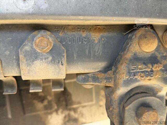 Plateau de chargement Scania P114-380 6x4 + HIAB 220 x5