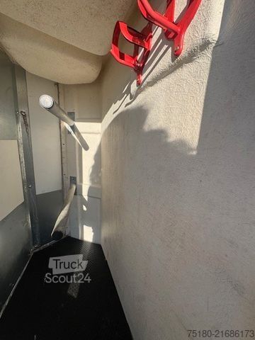 Remolque de transporte de caballos WM MEYER 2 Pferdeanhänger Aluboden NEUER Aufbau 2t SK