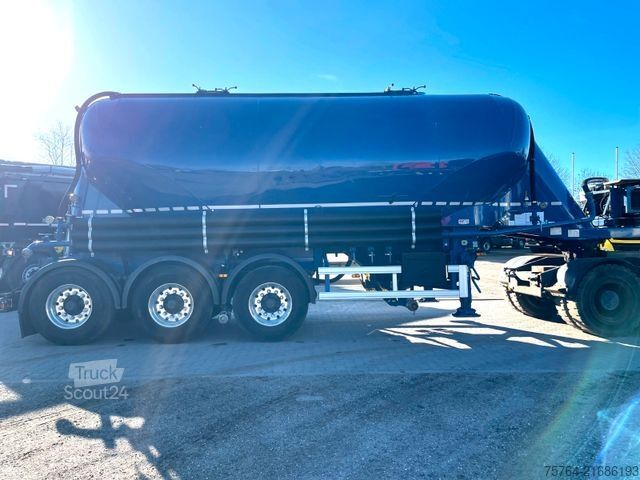 Semirremolque silo SPITZER 31m³ Zementsilo/Kompressor/2 Kammern/1. Hand!