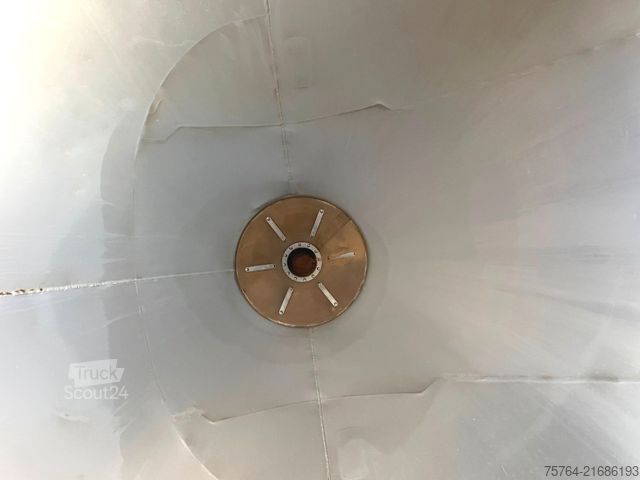 Semirremolque silo SPITZER 31m³ Zementsilo/Kompressor/2 Kammern/1. Hand!