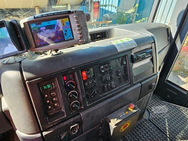 Popelářský vůz MERCEDES-BENZ 2629 Econic, 2 Kammern, PUREFI Euro 6 EQ Upgrade